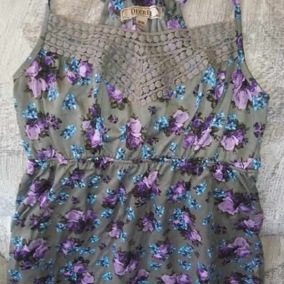 tank top - Picture 1 of 1